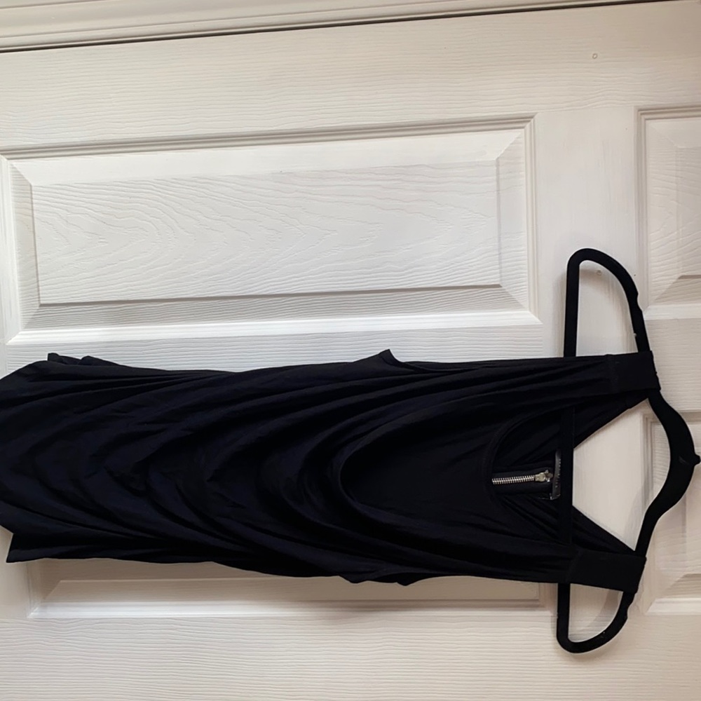 Sleeveless top